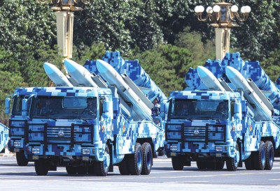 中国南海军演动用最强反舰导弹 1枚击穿1艘军舰