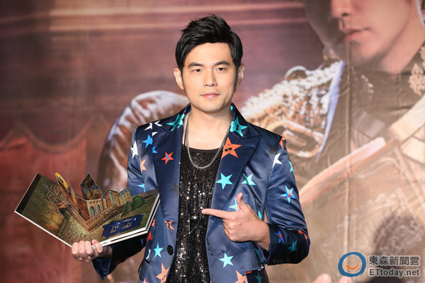 周杰伦真的成了中文听力试题!老外气到摔笔爆笑