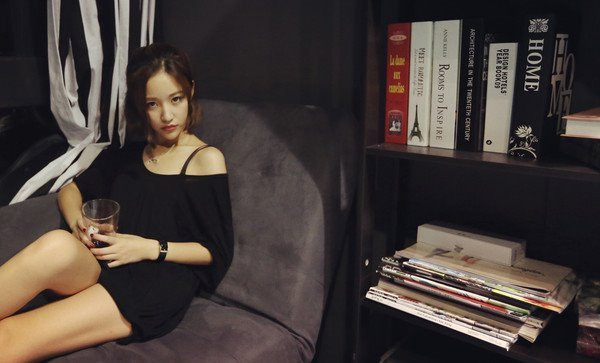 网红成正式职业:有人年入千万