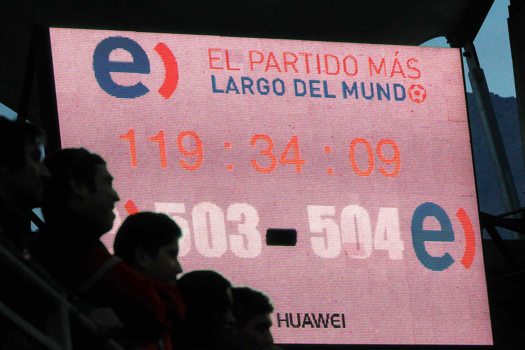 创纪录!120小时的足球比赛 进球数超1000