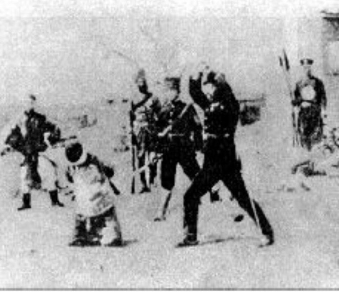 日军黑镜头:曝1900年斩杀义和团照