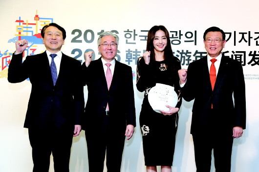 如何评价「去年中国游客对国际旅游市场贡献最