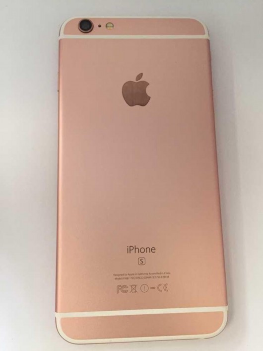 帅哥的白袜脚故事_恶魔少爷的淘气女佣_爸爸哥哥不用要了