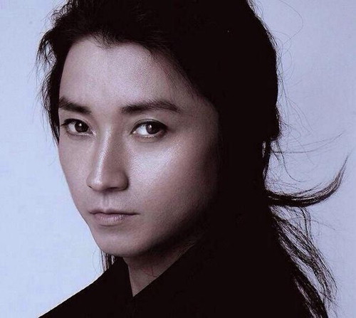 日本人气偶像藤原龙也