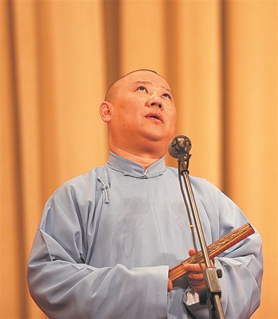 [郭德纲于谦]郭德纲于谦相声专场_《奔跑吧,幸福》郭德纲于谦2015最新